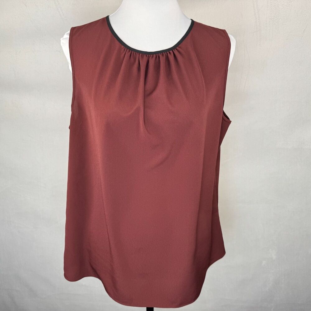 Chaus New York Women Sz M Top Maroon Black Trim Sleeveless Neck Keyhole Career